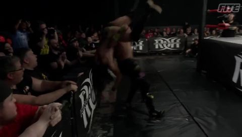 ROH #383 - Dive into the rail from Eli Isom To Facade